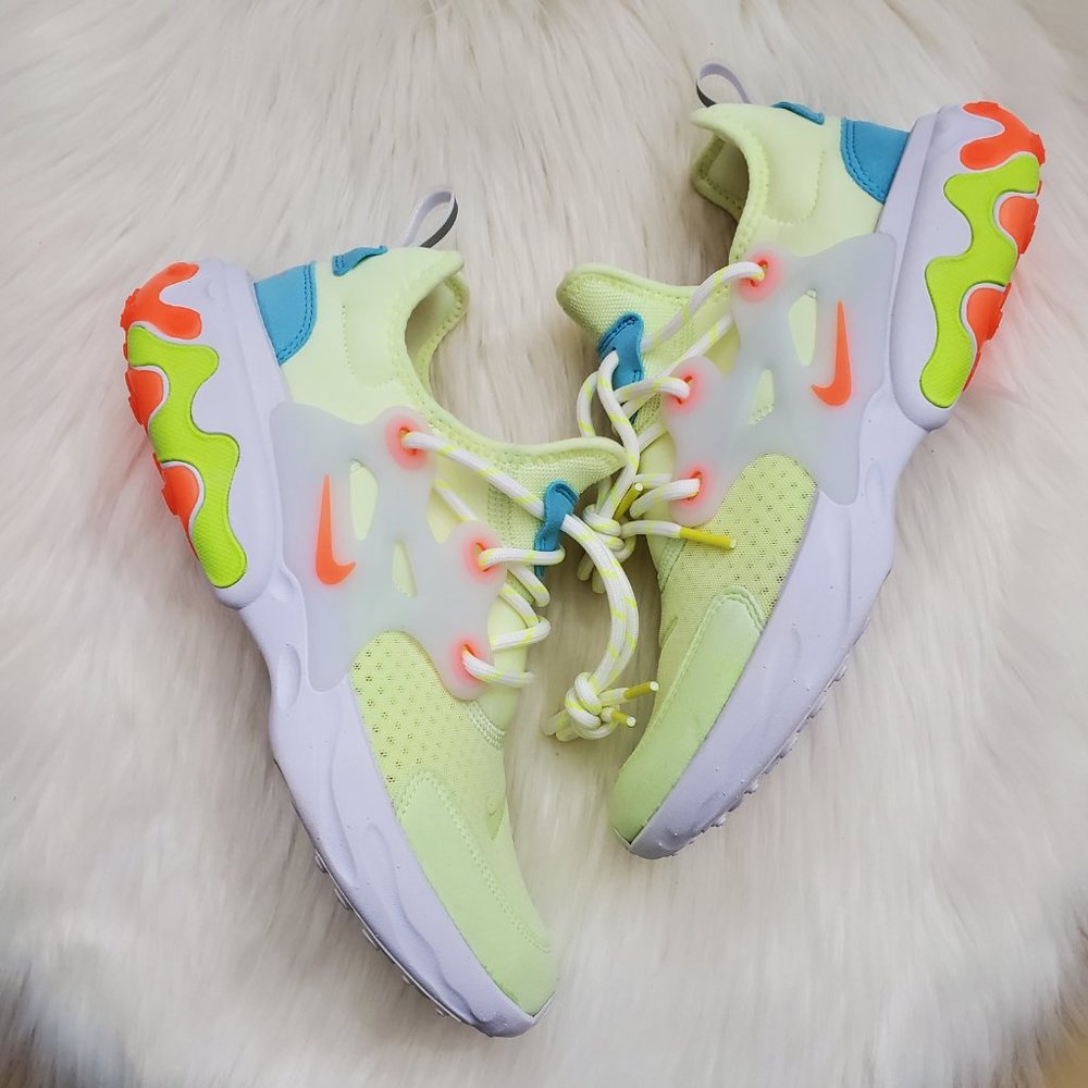 Nike React Presto - Picture 2 of 8